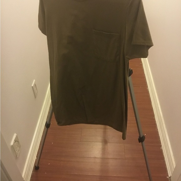 Tan t-shirt medium fruit loom - Picture 5 of 5